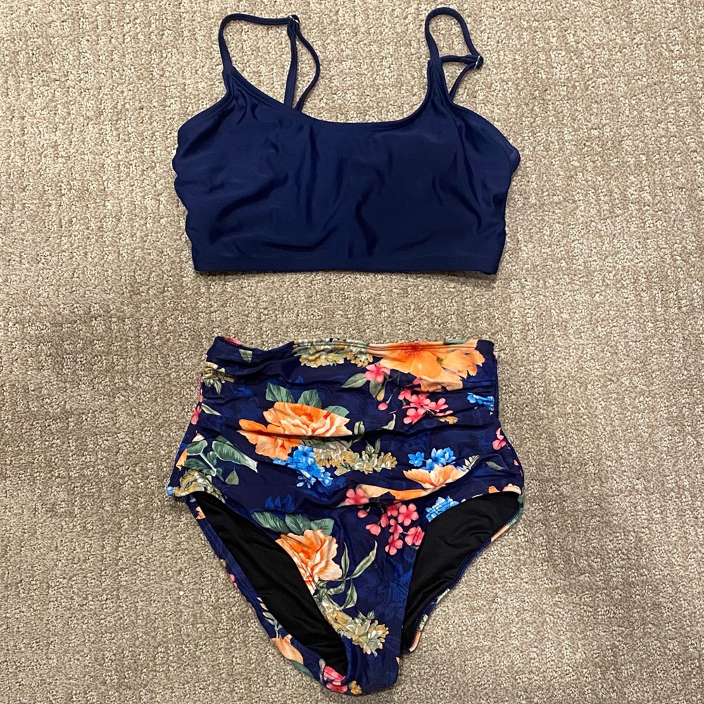 Cupshe Bikini Set with High Rise Floral Bottoms